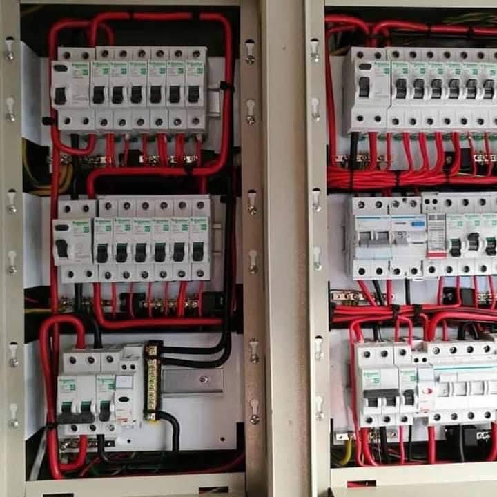 Electrical distribution board maintenance and inspection