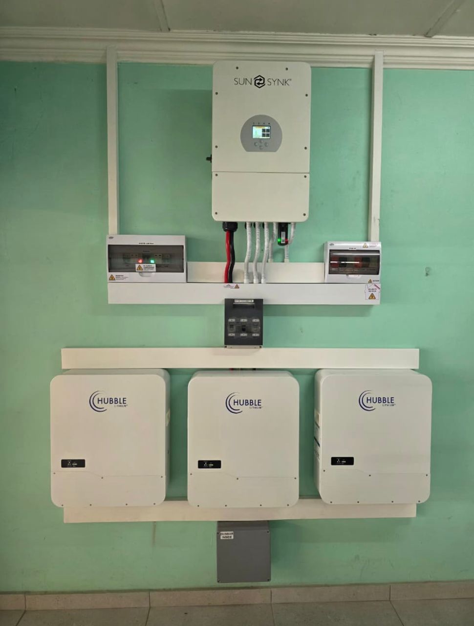 SunSynk inverter with Hubble Lithium batteries